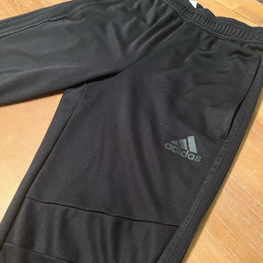 Adidas Men’s 3-Stripe Single Jersey Tapered Jogger Pant